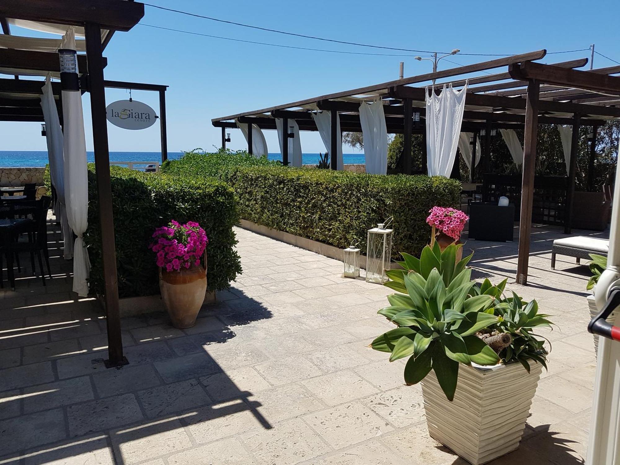 La Giara Resort Torre San Giovanni Ugento Bagian luar foto