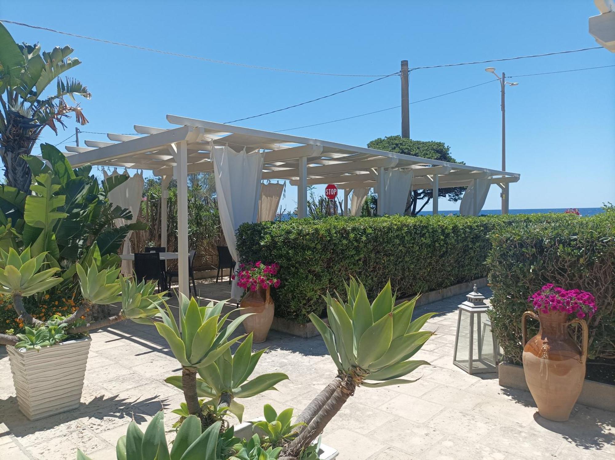 La Giara Resort Torre San Giovanni Ugento Bagian luar foto